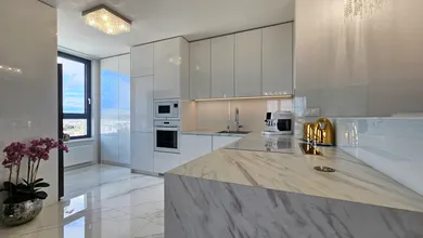 Na predaj 3-izbový byt, 118 m², Bratislava-Ružinov, Plynárenská
