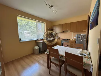 Na predaj 3-izbový dom, 90 m², Rákoszi Ferenc