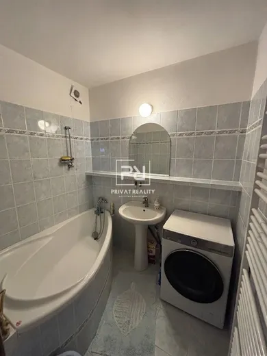Na predaj 3-izbový byt, 77 m², Bratislava-Vrakuňa, Bebravská