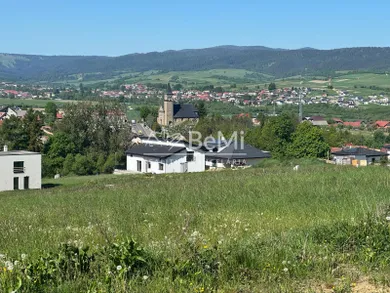 Na predaj pozemok, Babín