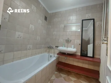 Na predaj 2-izbový byt, 55 m², Bratislava-Staré Mesto, Medená