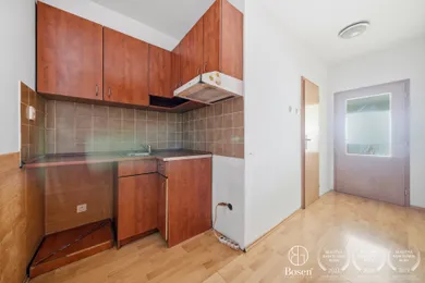 Na predaj 1-izbový byt, 30 m², Bratislava-Rača, Račianska