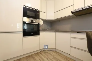 Na prenájom 3-izbový byt, 78 m², Bratislava-Nové Mesto, Nobelova