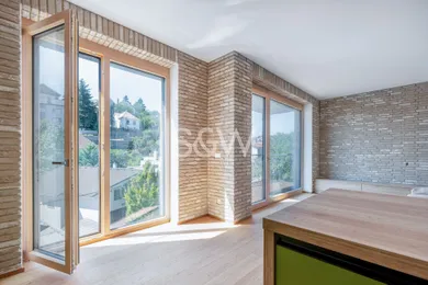 Na predaj 4-izbový byt, 103 m², Bratislava-Nové Mesto, Bellova