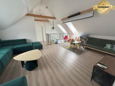 Na prenájom 5-izbový dom, 180 m², Ždiar