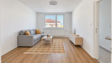 Kiadó lakások, 2-szobás, Poprad · €610
