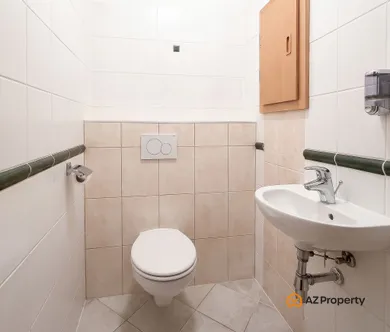 Na predaj 3-izbový byt, 88 m², Bratislava-Nové Mesto, Kováčska