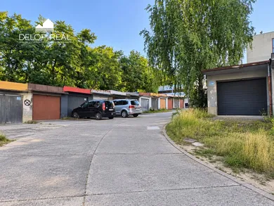 Na predaj objekt, 18 m², Bratislava-Karlova Ves, Púpavová