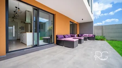 Domy na sprzedaż, 4-pokojowe, Senec · €325 000