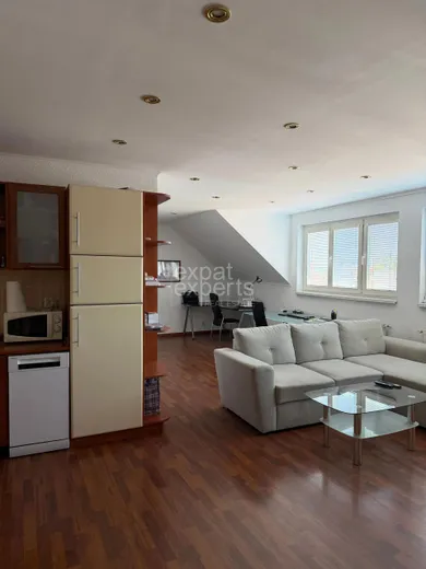 Byty na prenájom 2-izbový, Bratislava-Staré Mesto · €900