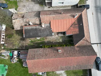 Na predaj dom, Buková