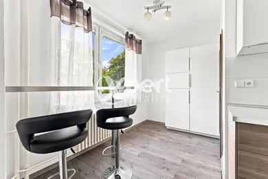 Na prenájom 2-izbový byt, 61 m², Galanta, Revolučná štvrť