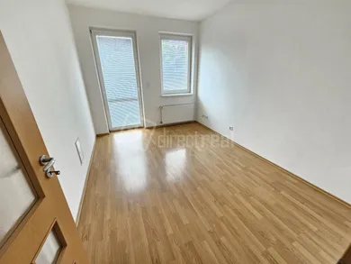Na predaj dom, 200 m², Galanta