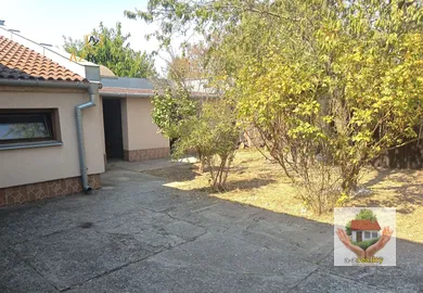 Domy na sprzedaż, 3-pokojowe, Nové Zámky · €99 000