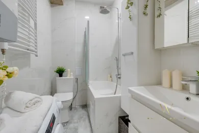 Na predaj 1-izbový byt, 30 m², Bratislava-Staré Mesto, Lermontovova