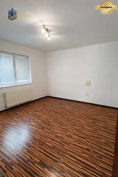 Na predaj 4-izbový dom, 99 m², Galanta, Bratislavská