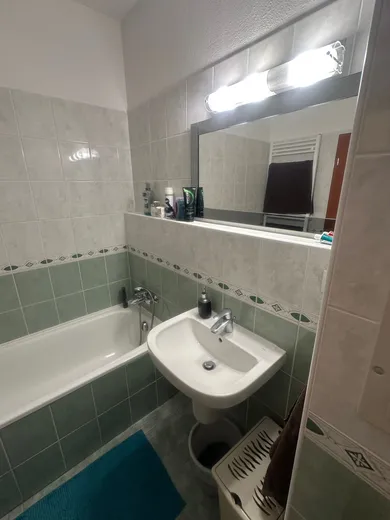 Na predaj 1-izbový byt, 42 m², Piešťany, Pod Párovcami