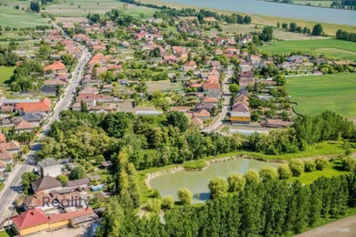 Na predaj pozemok, Trstená na Ostrove