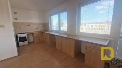 Na predaj 8-izbový dom, Bratislava-Záhorská Bystrica, Pútnická