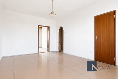 Na predaj 4-izbový byt, 81 m², Bratislava-Vrakuňa, Slatinská