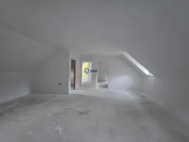 Na predaj 3-izbový byt, 73 m², Litmanová