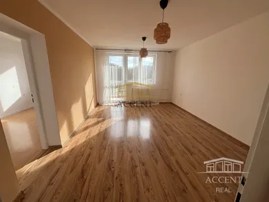 Na predaj 2-izbový byt, 53 m², Trenčín