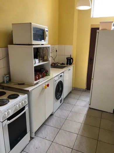 Na prenájom 1-izbový byt, 10 m², Bratislava-Staré Mesto, Radlinského