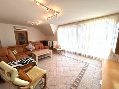 Na prenájom 4-izbový byt, 158 m², Bratislava-Záhorská Bystrica