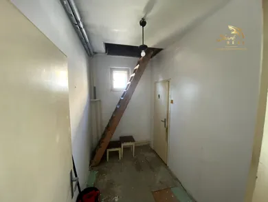 Na predaj 3-izbový dom, 155 m², Hlohovec, Seredská