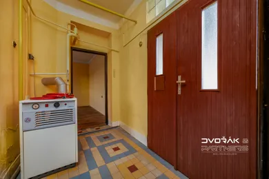 Na predaj dom, 250 m², Predajná, Farská