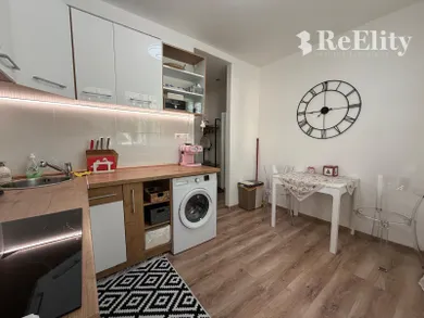 Na prenájom 1-izbový byt, 30 m², Martin, Timravy
