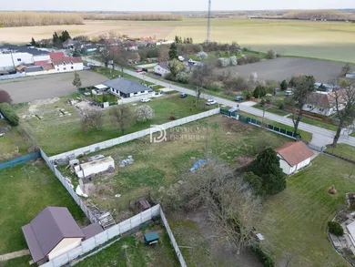 Na predaj pozemok, Lehnice