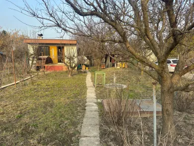 Na predaj pozemok v Bratislava-Podunajské Biskupice · €94 500 · Pôvodný stav