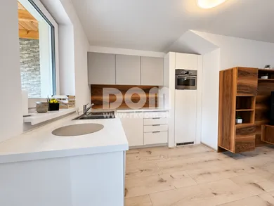 Na predaj dom, 111 m², Považská Bystrica