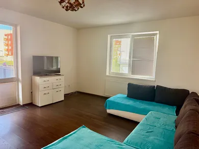 Na prenájom 3-izbový byt, 92 m², Nové Zámky