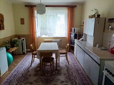 Na predaj dom, Zákopčie