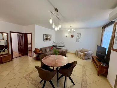 Na prenájom 3-izbový byt, 80 m², Bratislava-Petržalka, Šustekova