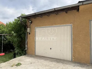 Objekty na predaj, Trenčín · €25 000