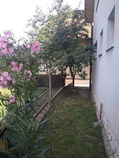 Na predaj 4-izbový dom, 130 m², Bratislava-Podunajské Biskupice