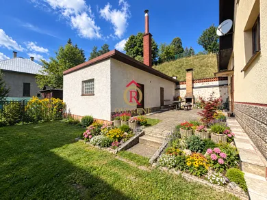 Na predaj 6-izbový dom, 920 m², Liptovské Revúce