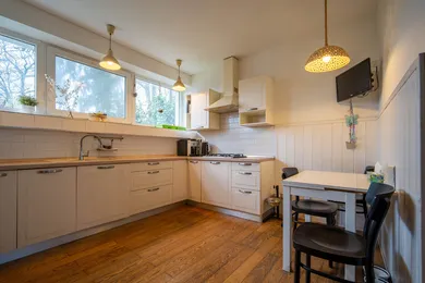 Na predaj dom, 270 m², Bratislava-Rača, Úžiny