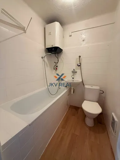 Na predaj 1-izbový byt, 34 m², Košice-Šaca, Námestie oceliarov