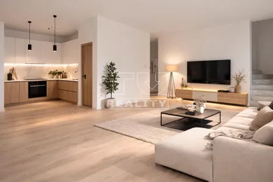 Domy na sprzedaż, 3-pokojowe, Senec · €209 000