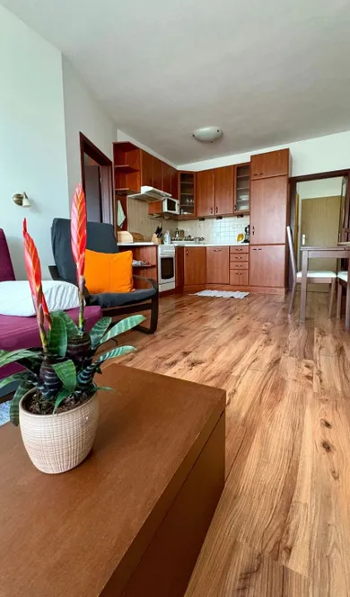 Byty na prenájom 2-izbový, Bratislava-Petržalka · €650