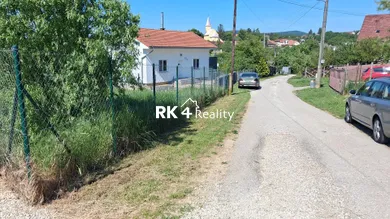 Na predaj pozemok, Radošina, Družstevná