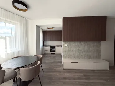 Na prenájom 2-izbový byt, 63 m², Trenčín, Vladimíra Predmerského