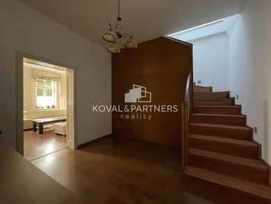Na predaj 4-izbový dom, Nitra