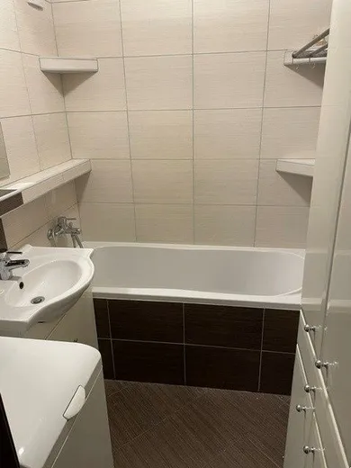 Na prenájom 1-izbový byt, 36 m², Bratislava-Ružinov, Hraničná
