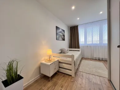 Na prenájom 3-izbový byt, 63 m², Košice-Západ, Jantárová