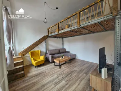 Byty na prenájom 1-izbový, Bratislava-Staré Mesto · €900